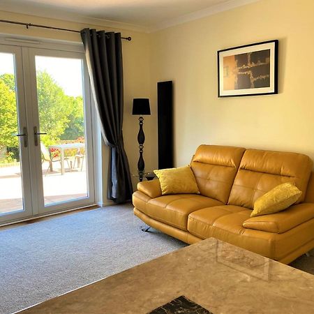Luxury Suntrap In Private Complex St Leonards Apartment เฮสติงส์ ภายนอก รูปภาพ
