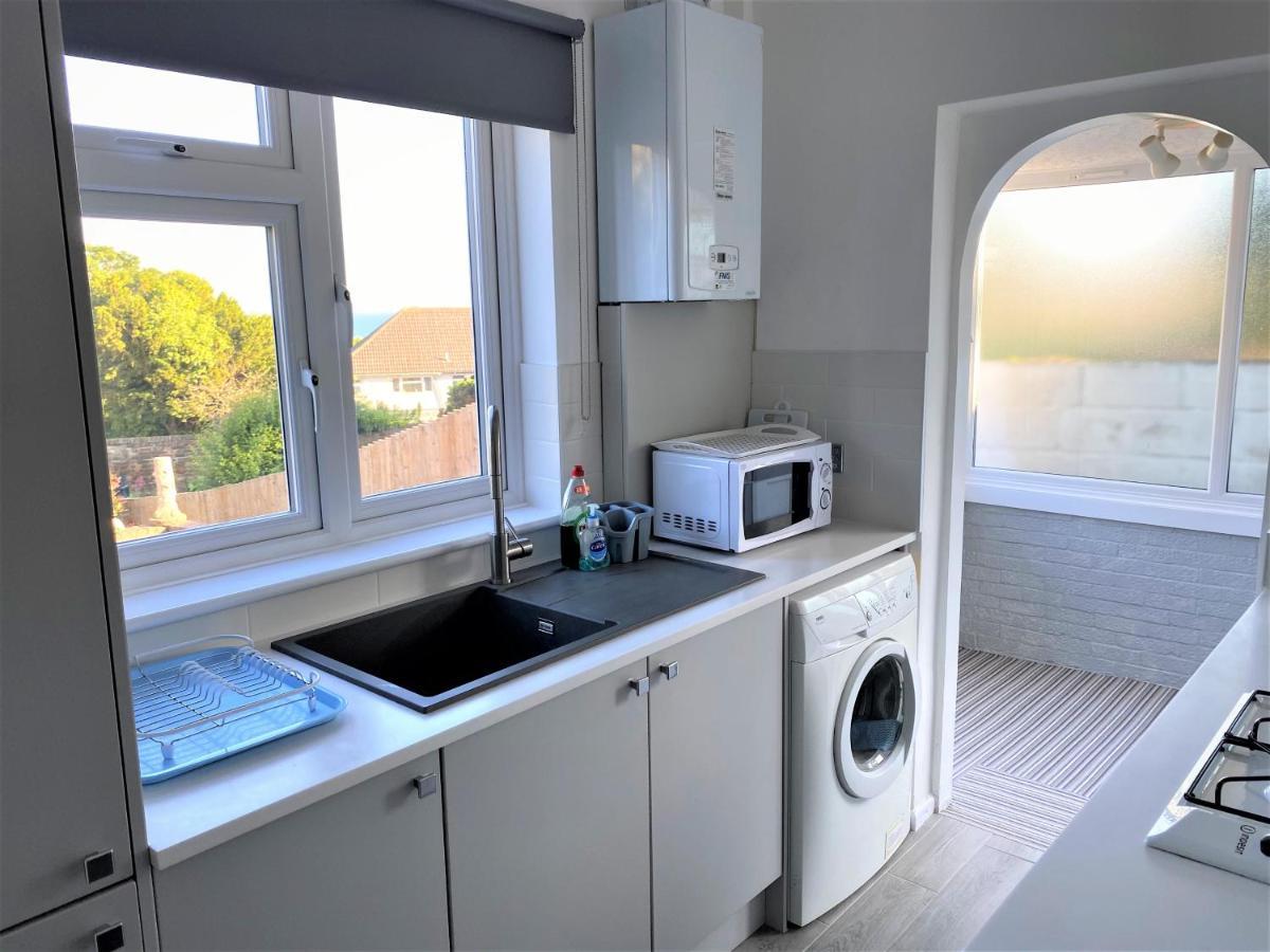 Luxury Suntrap In Private Complex St Leonards Apartment เฮสติงส์ ภายนอก รูปภาพ